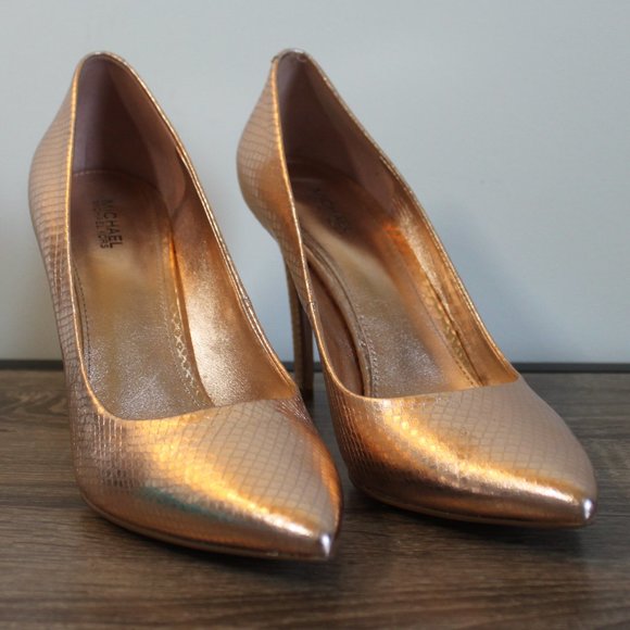 MICHAEL Michael Kors Shoes - Micheal Kors | Rose Gold Leather Pumps